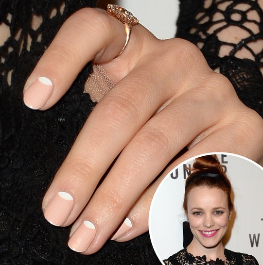 راشيل ماك آدامز مع موضة دراماتيكية للأبيض والبيج