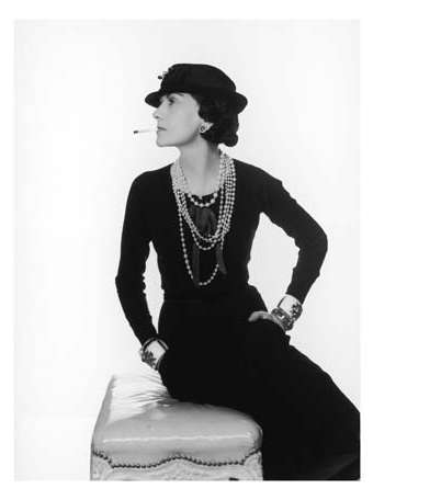 اليك قواعد الاطلالة النسب بالنسبة الي كوكو شانيل