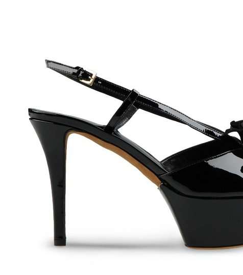 Moschino-8-18-7-2011