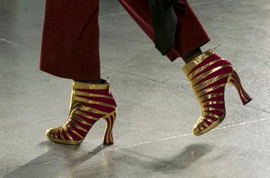 احذية الكاحل المميزة من Rodarte لصيف 2016 من اسبوع الموضة في نيويورك