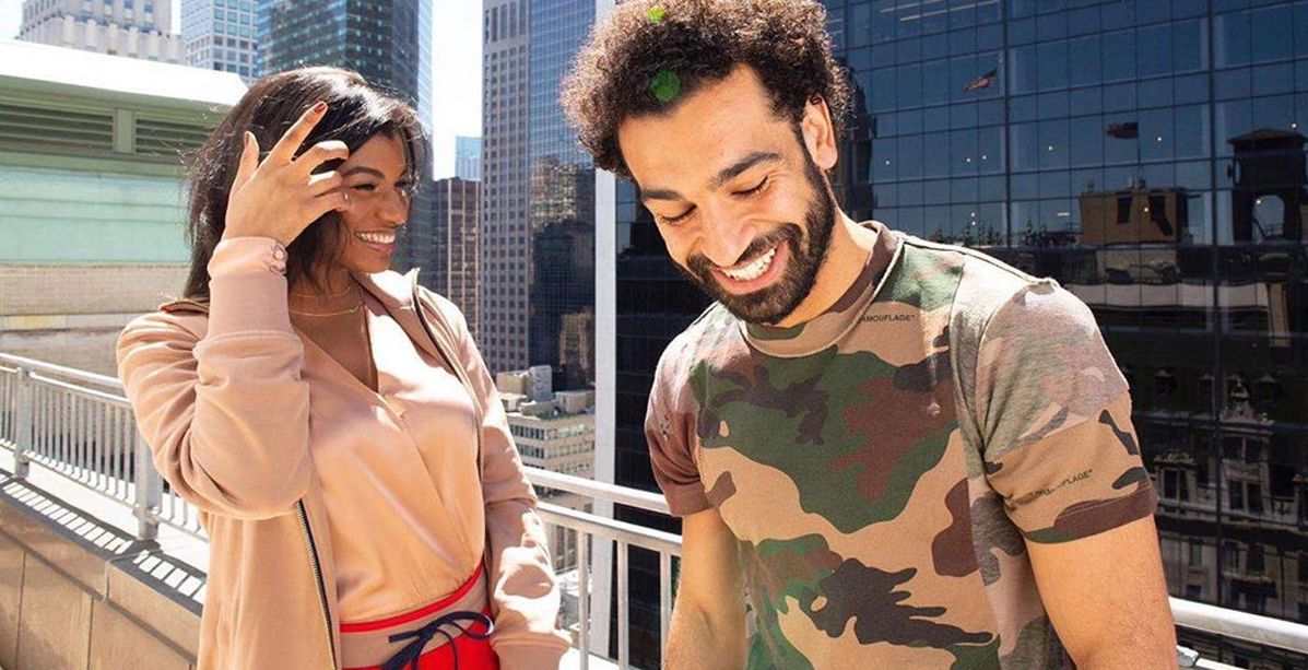 الكشف عن الفتاة التي ظهرت بصورة محمد صلاح 