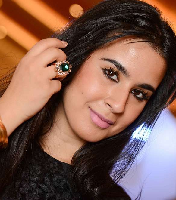 زبيدة يعقوب تطلعك على موضة شتاء 2013 بجلسة تصويريّة مميّزة