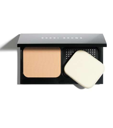 Skin Weightless Compact Powder Foundation من بوبي براون 