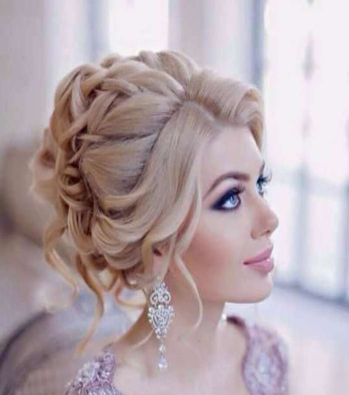 صور اجمل تسريحات شعر للمناسبات 2021