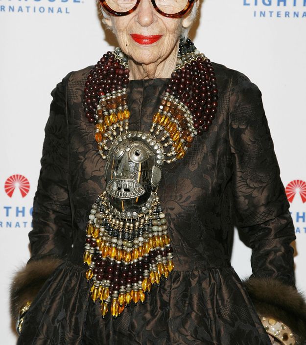 تبلغ من العمر 91 عاماً ولازالت تواكب أحدث الصيحات