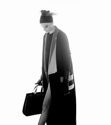 اكتشفي لقطات حصرية من وراء كواليس تصوير الحملة الإعلانية لعلامة Max Mara