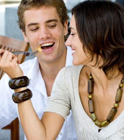 بالصور، أنواع أطعمة مناسبة لشهر العسل 