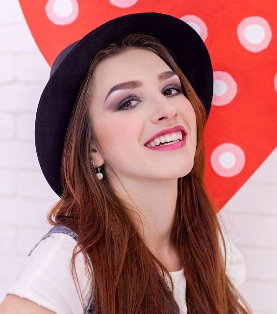 المكياج الملفت مع أحمر الشفاه