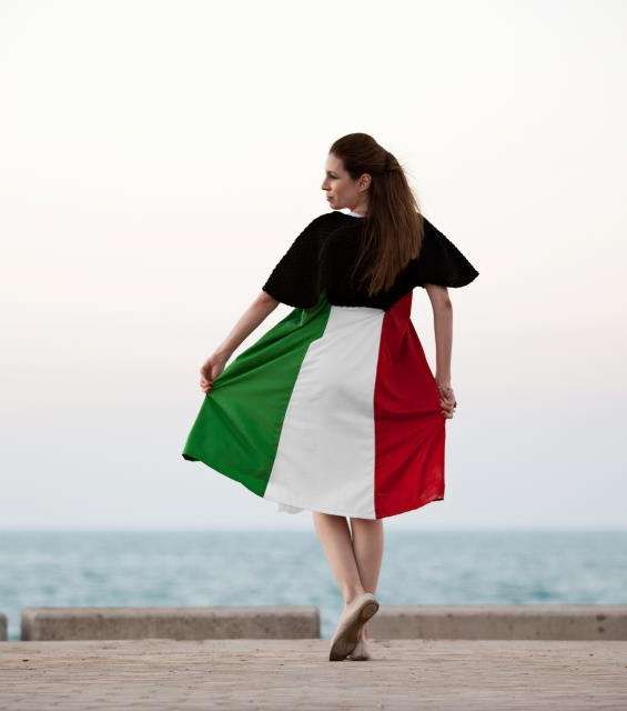 صور موديلات أزياء وملابس العيد الوطني الكويتي