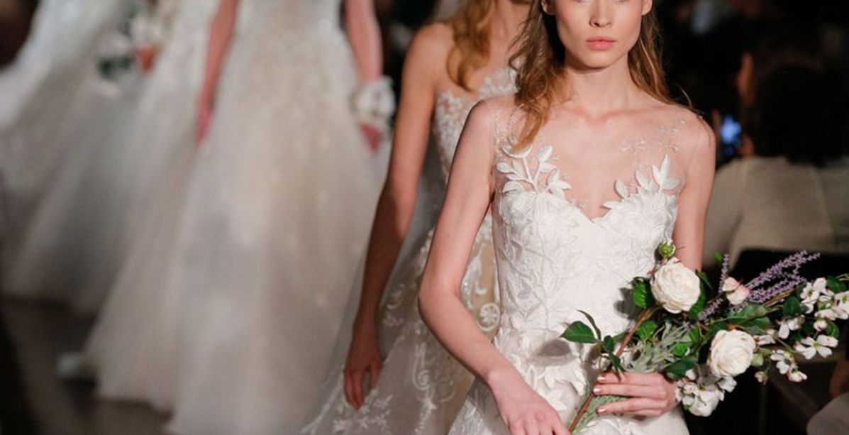 أبرز صيحات فساتين الأعراس في أسبوع العرائس في نيويورك لربيع 2019