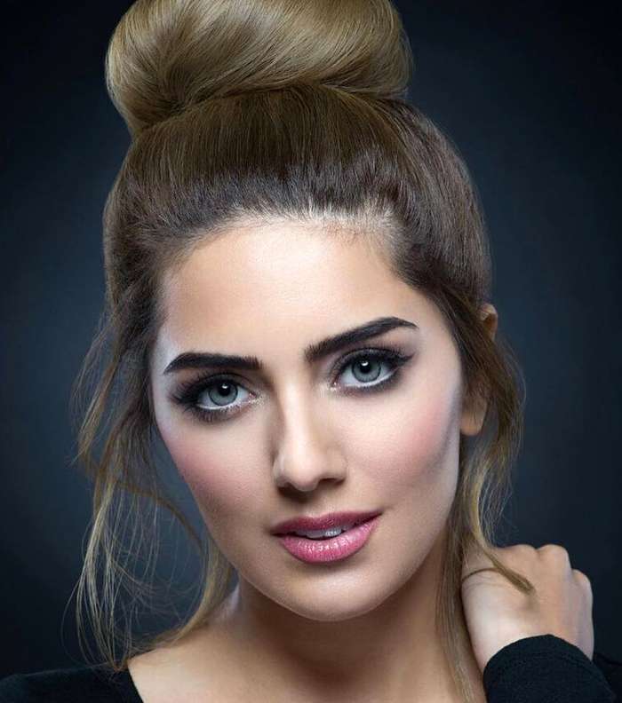 اي تسريحات شعر من هيا عبد السلام تعجبك اكثر؟