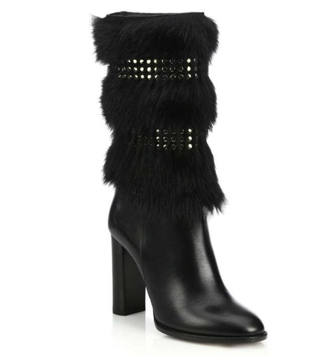 لشتاء 2016 اختاري حذاء بربري المزين بالريش