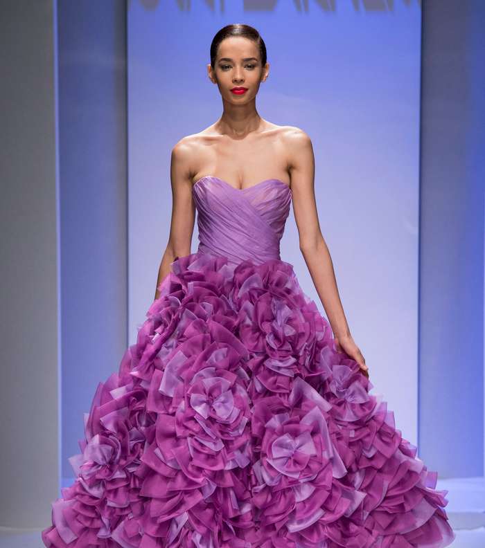 آخر صيحات الموضة مع تصاميم راني زاخم