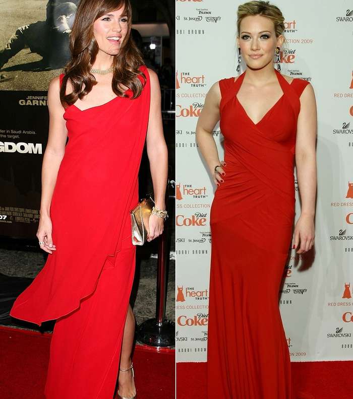 جينيفر غارنر وهيلاري داف تختاران فستانين باللون الأحمر