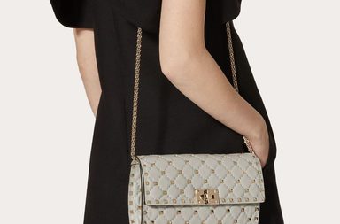 صور اجمل ماركة فالنتينو شنط