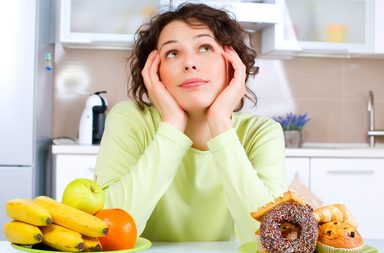 عادات غذائية نتبعها لكنّها تهدد صحتنا، إحذريها