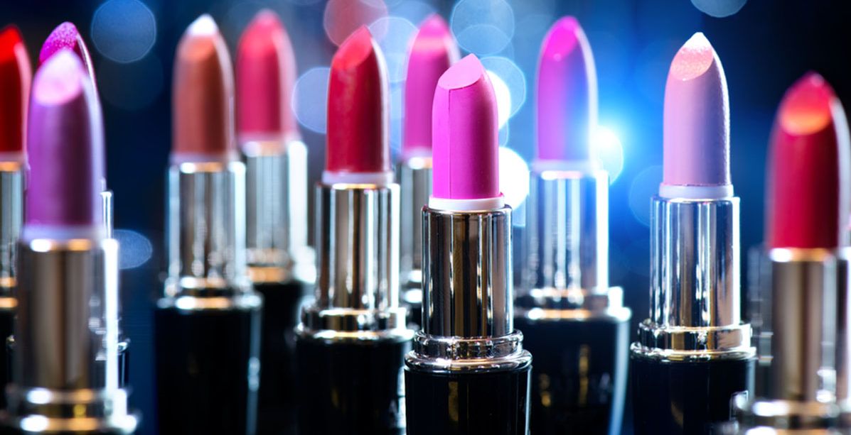 هذا هو لون أحمر الشفاه الذي يحبّه جميع رجال العالم!
