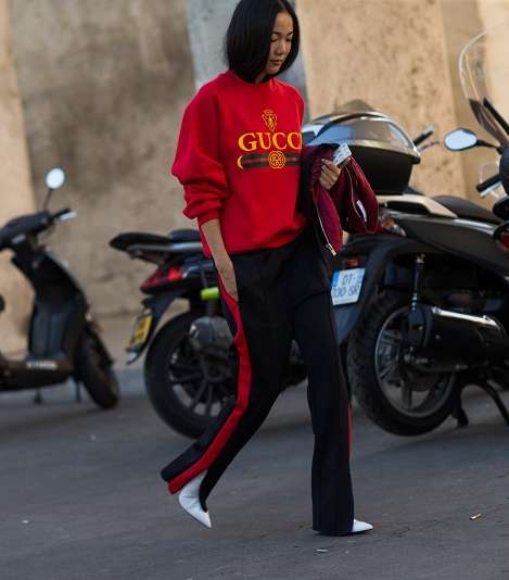اطلالة من توقيع Gucci في شوراع باريس