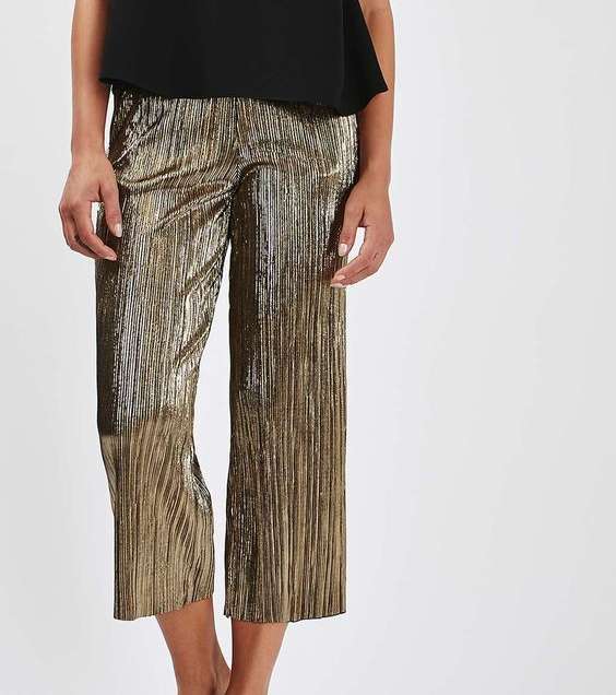 تعرفي على موضة البناطيل في شتاء 2017