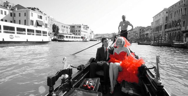 الرومانسية في عيد الحب تجدانها في مدينة البندقية
