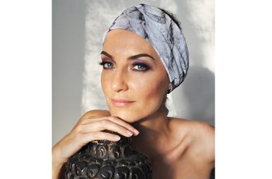 Sugar Vintage ماركة  تي شيرت مُزخرفة يدوياً ومزيَّنة بصور مرحة