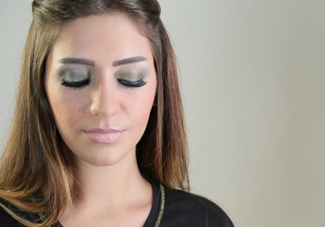 فيديو خطوات مكياج زيتي 