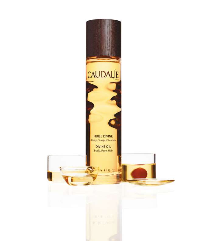 Divine Oil ...مستحضر أيقوني لجمالك 