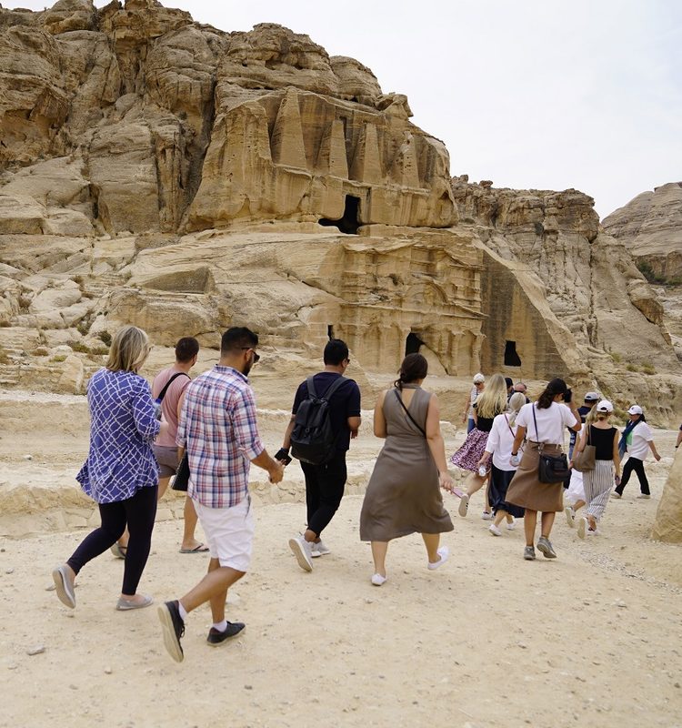جولتنا في البتراء بدأت...والأنفاس تتسارع