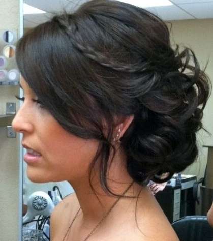 أروع تسريحات الشعر للمناسبات الفخمة