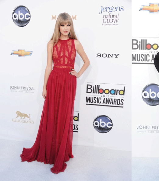 تايلور سويفت وأليشيا كيز في حفل الـBillboard Music Awards