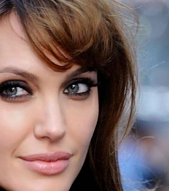 الممثلة الأميركية أنجلينا جولي