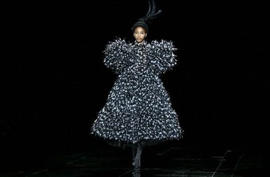 ازياء مارك جايكوبز لشتاء 2019