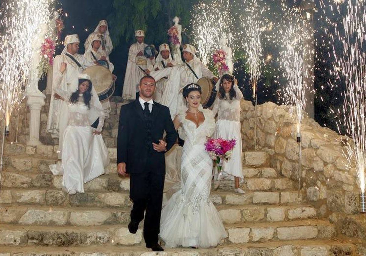 سيرين عبد النور يوم زفافها الحقيقي قبل 12 عاما