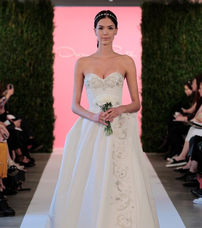 Oscar de la Renta...والأناقة التقليدية المتجددة