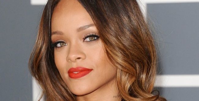 المغنية ريهانا حامل