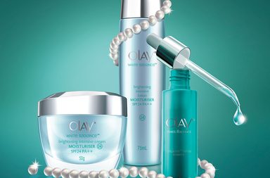 بشرتك مشعّة كاللؤلؤ مع كريم "وايت راديانس" من Olay