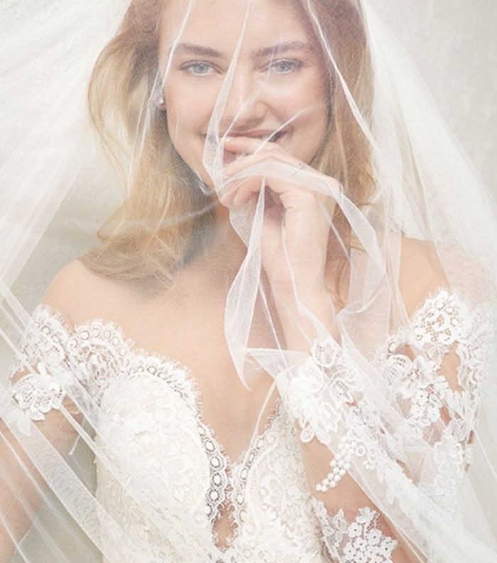 كيفية اختيار طرحة عروس قصيرة وطويلة وفقًا لفستان زفافكِ!