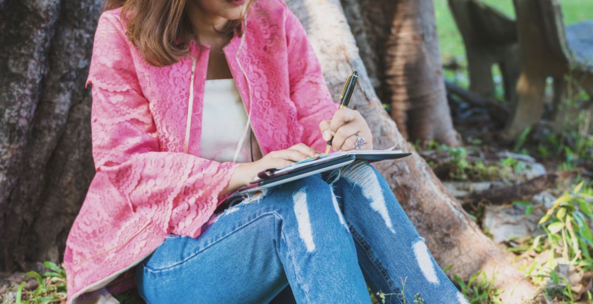 5 علامات تؤكد بأنك ما زلت تحبينه