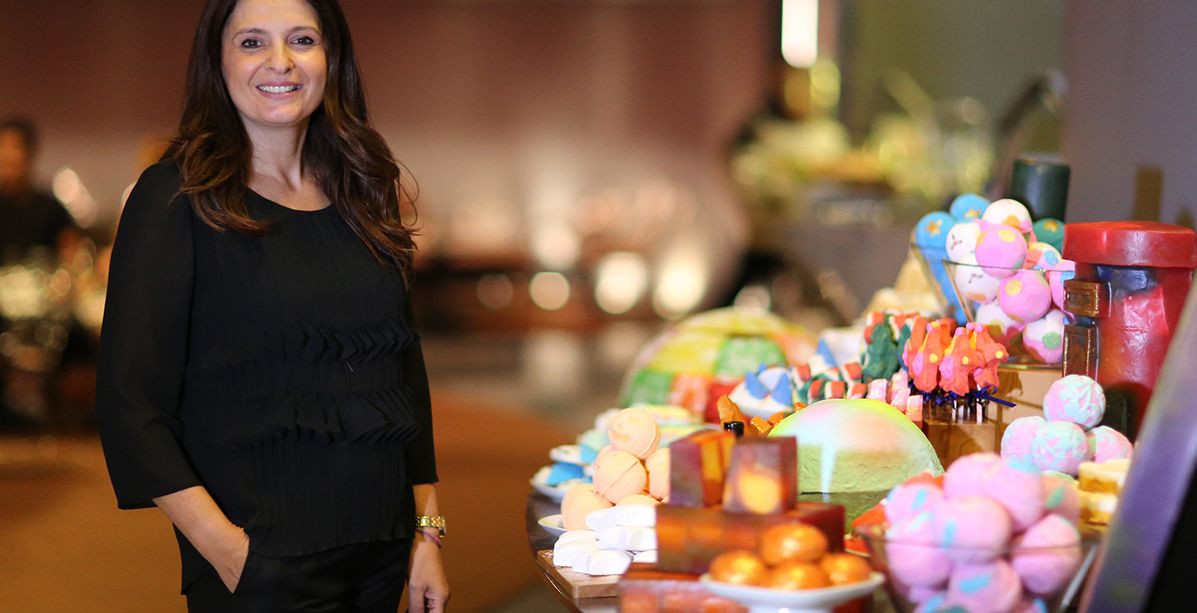 ياسمينة تلتقي مديرة ماركة Lush في بيروت لينا تنّير فوّاز