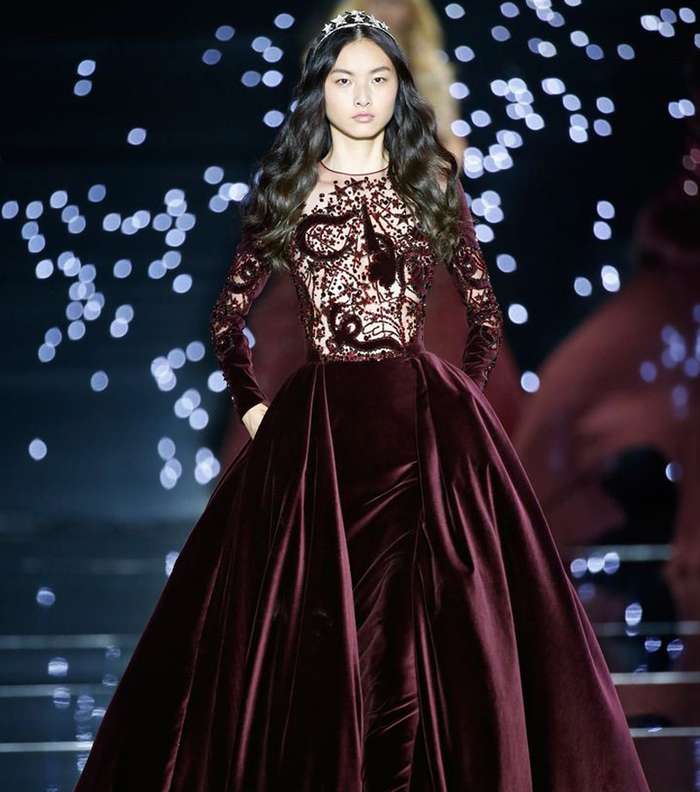 تألقي بفساتين مخمل 2016 من أشهر دور الأزياء