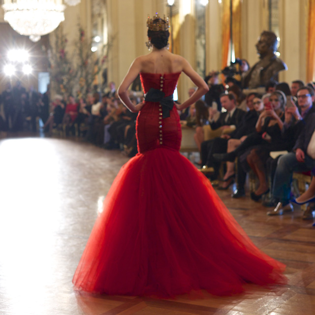 فساتين مميزة من توقيع دولتشي آند غابانا من مجموعة Alta Moda 2015