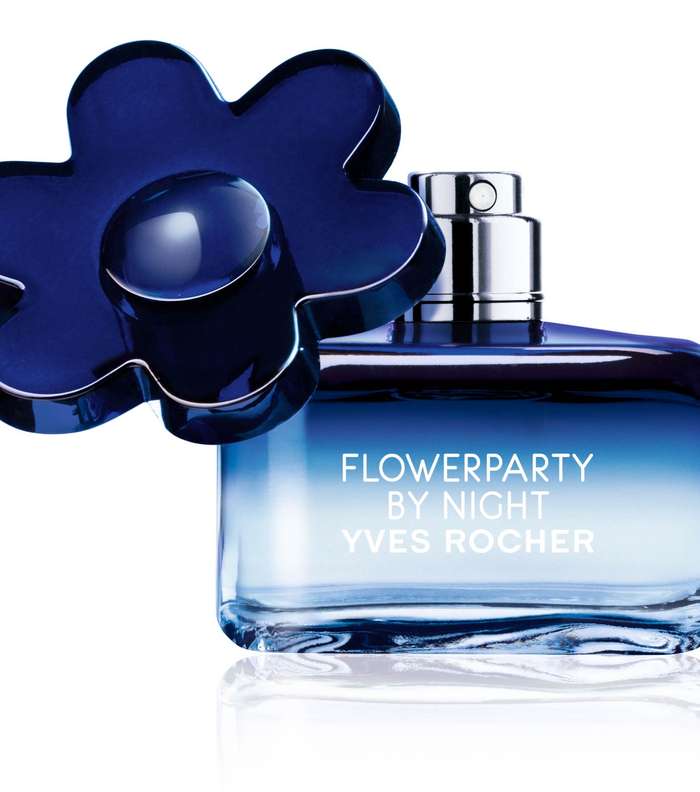 تمتّعي بسهراتك بعطر Flower Party By Night