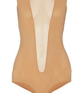 لاطلالة ملفتة، اعتمدي موضة الـ Bodysuit