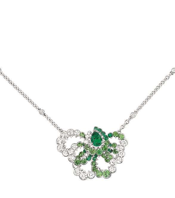 عقد مميز من مجموعة Archi Dior تجدينه في متجر مجوهرات ديور الجديد في باريس