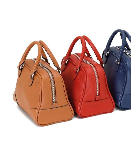 حقائب Loewe أنيقة التصميم 