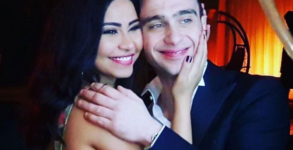 لحظات رومنسية في حفل الزفاف تكشف علاقة الحب بين شيرين وزوجها الجديد