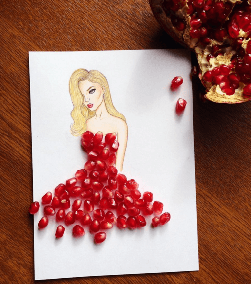 فستان من الرمان الأحمر