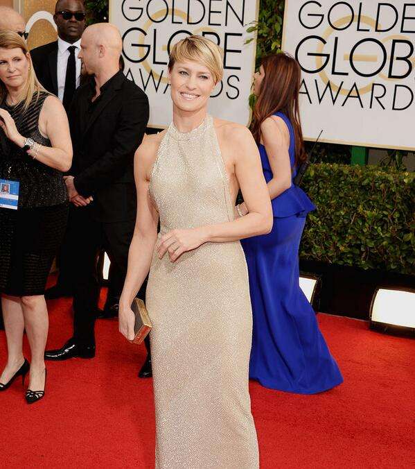 من حفل الغولدن غلوب 2014، إليك إطلالة روبن رايت بفستان ريم عكرا