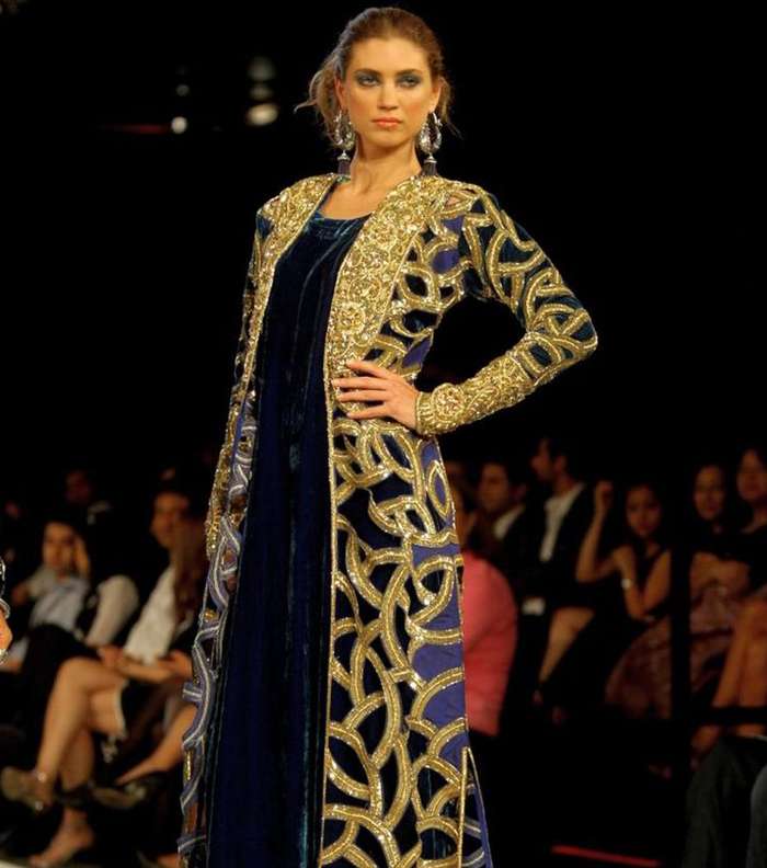 شاهدي جلابيات اماراتيه تخطف الأنفاس