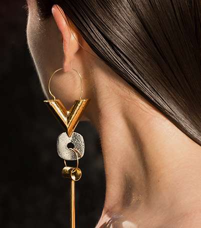 صور مجموعة مجوهرات Louis Vuitton الحديثة